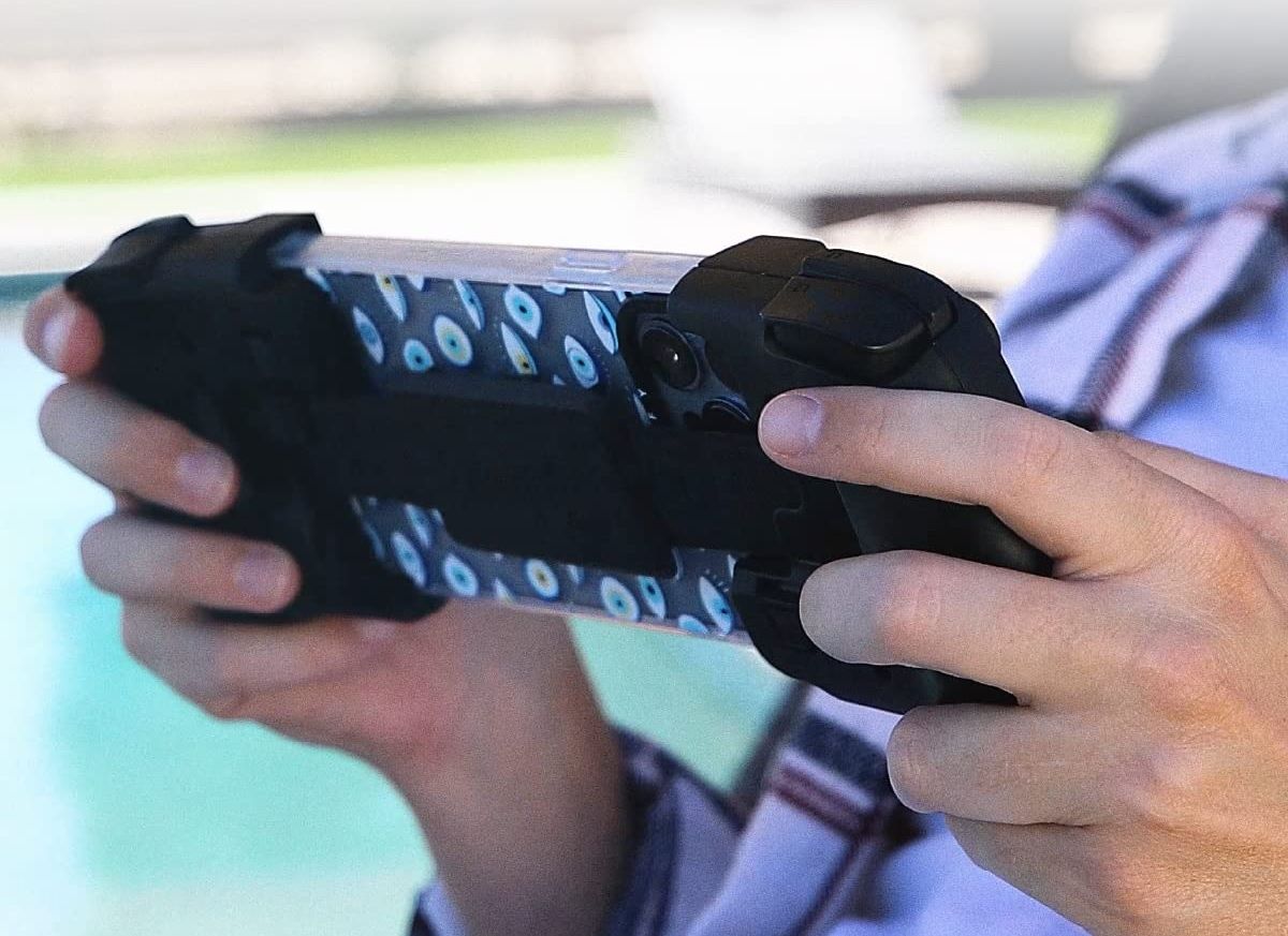 Benefits Of Using Mobile Gaming Accessories For Better Experience